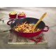 Wok en fonte cerise ø 30 cm avec son couvercle