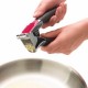 Presse ail auto nettoyant Oxo