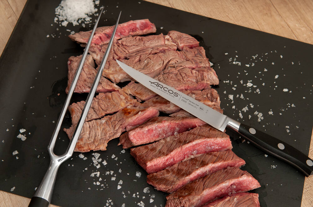 fourchette et couteau à viande