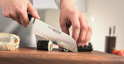 couteau pour faire des sushis