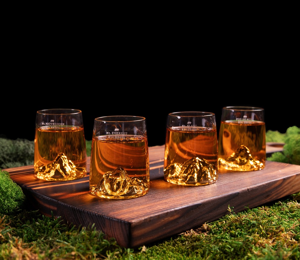 Verres et carafes Topographic