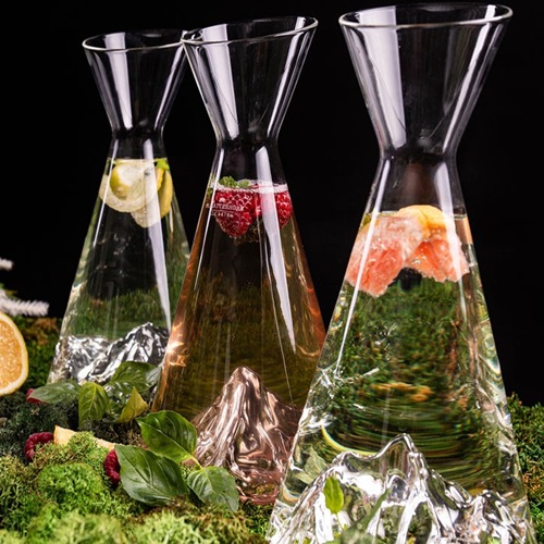 Carafes Topographic