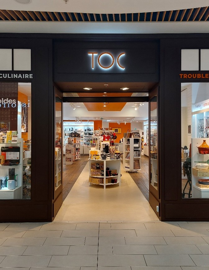 devanture TOC anglet