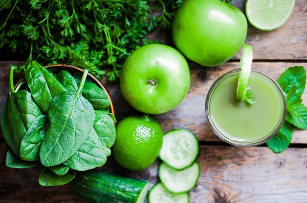 Smoothie pomme concombre épinard