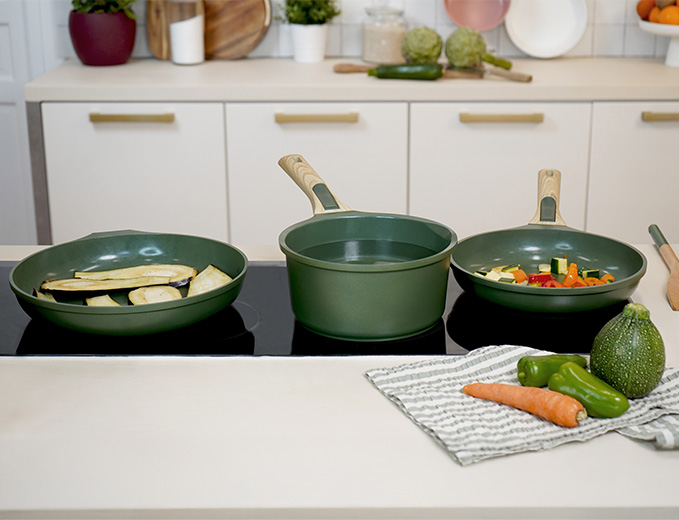 ensemble de poeles et casseroles ensemble de poeles et casseroles