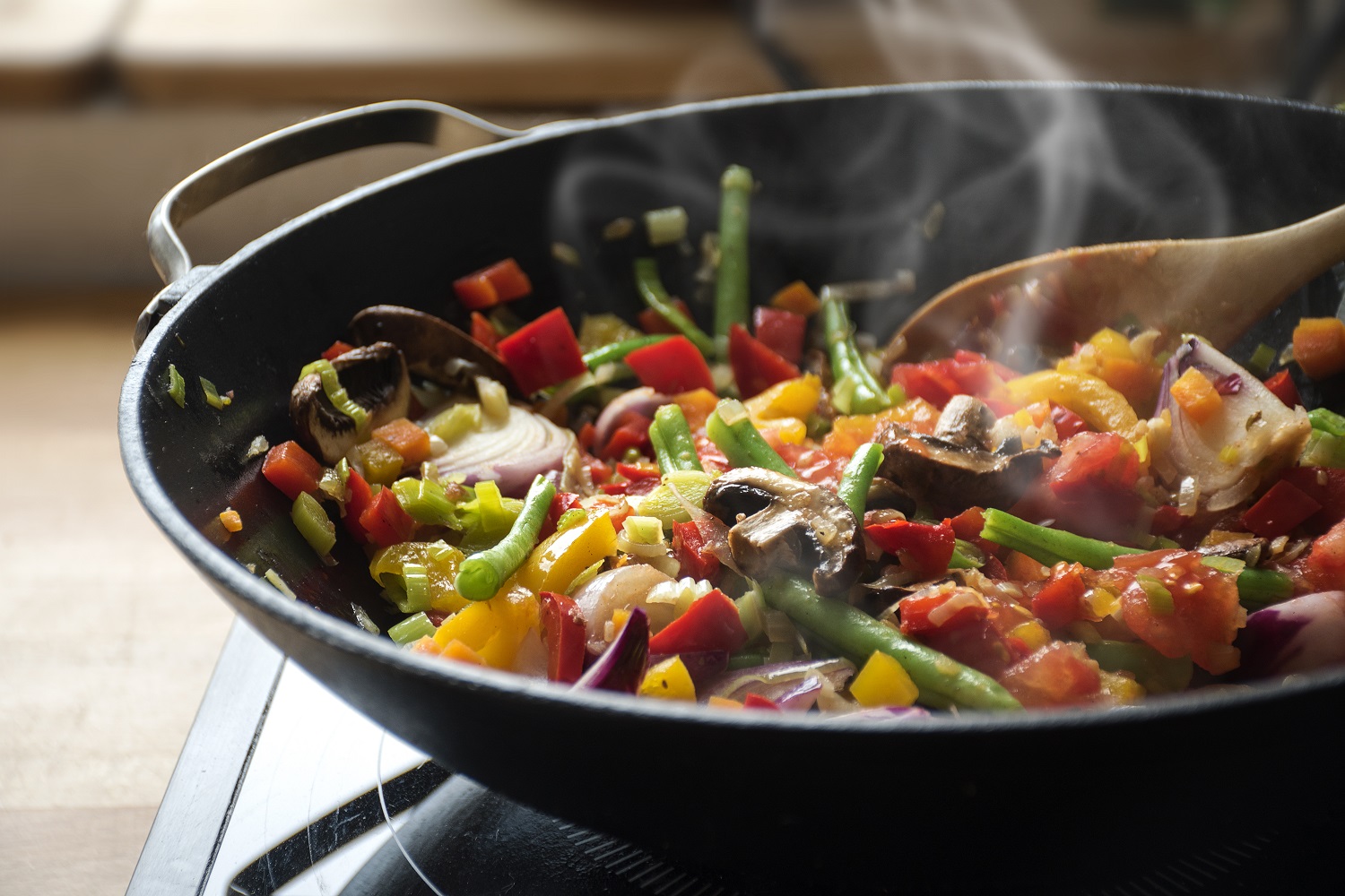 Différentes formes de cuisine au wok