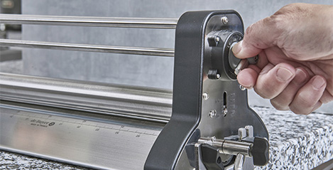 Fixation laminoir de Buyer